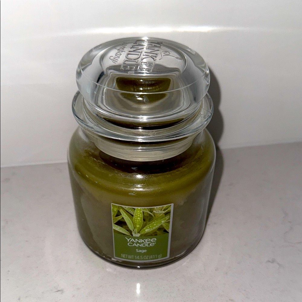 Yankee Candle Sage Green Scented Jar 14.5 oz Medium Glass Jar Limited edition